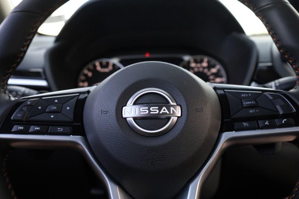 2025 Nissan Altima SR