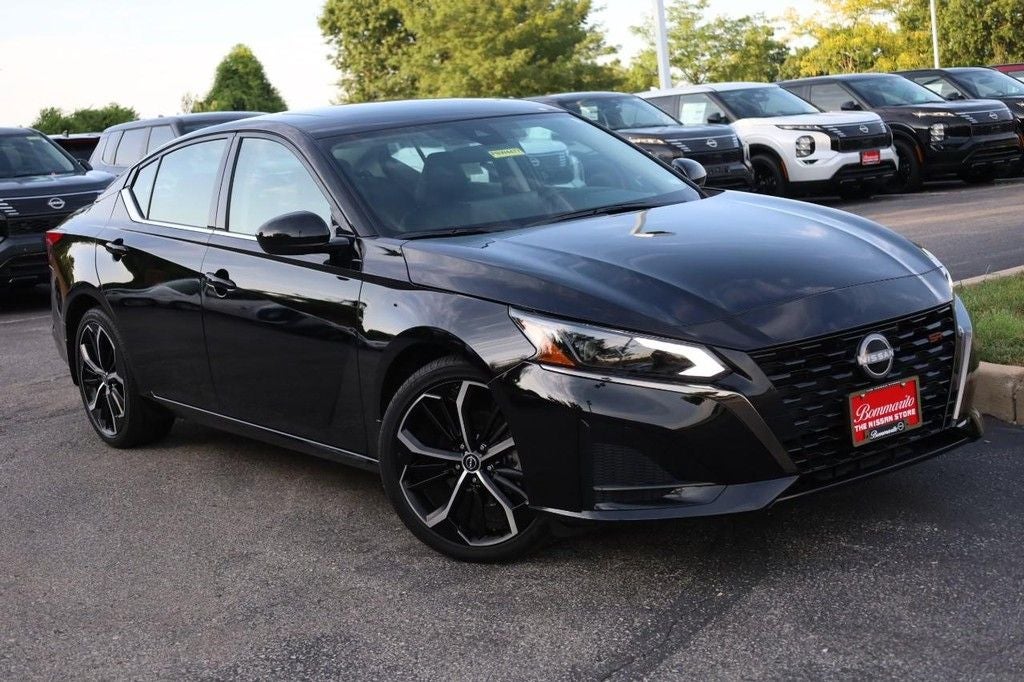 2025 Nissan Altima SR