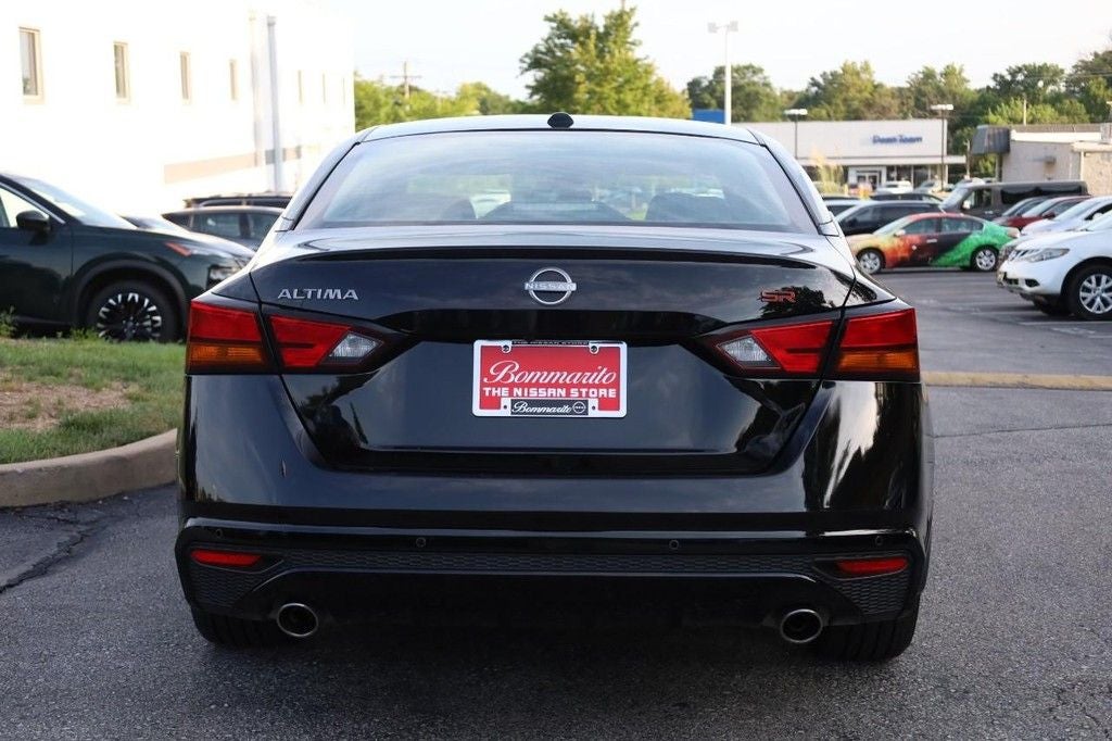 2025 Nissan Altima SR