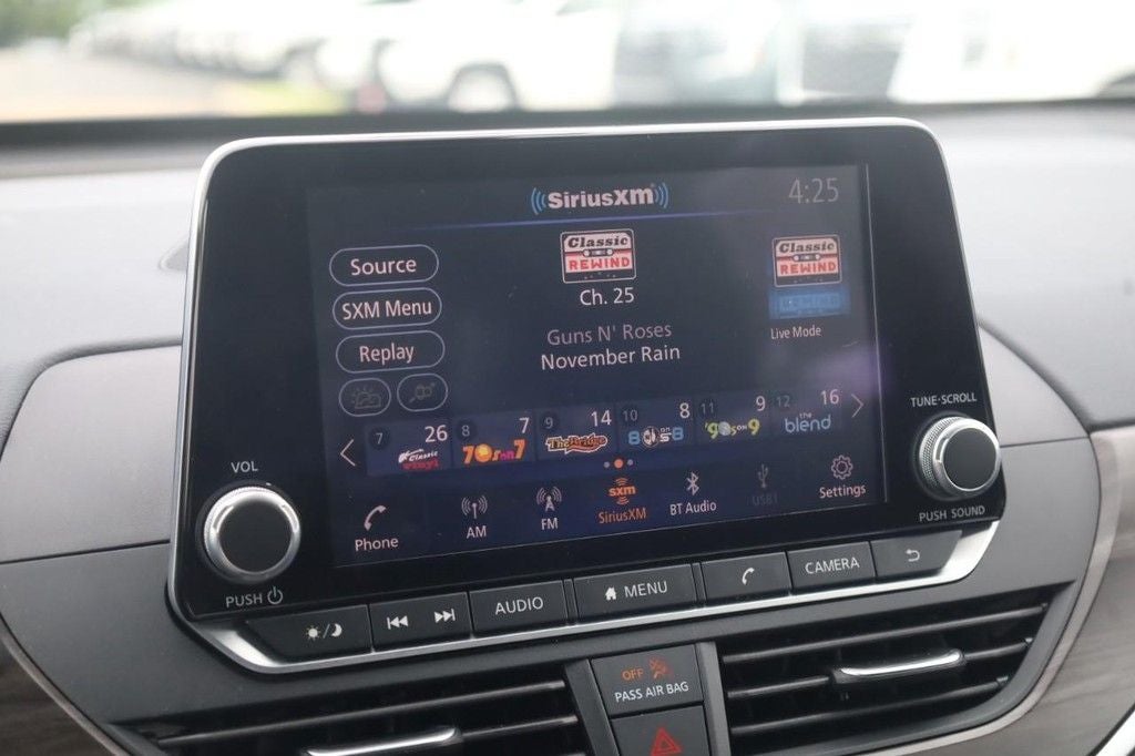 2025 Nissan Altima SV