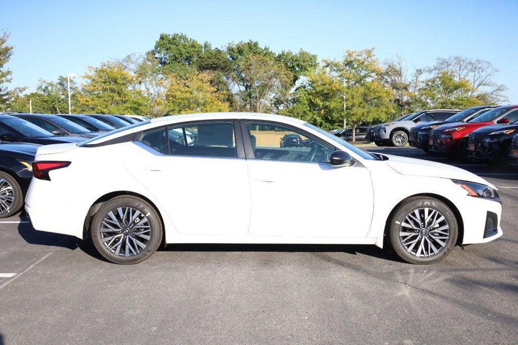 2026 Nissan Altima SV