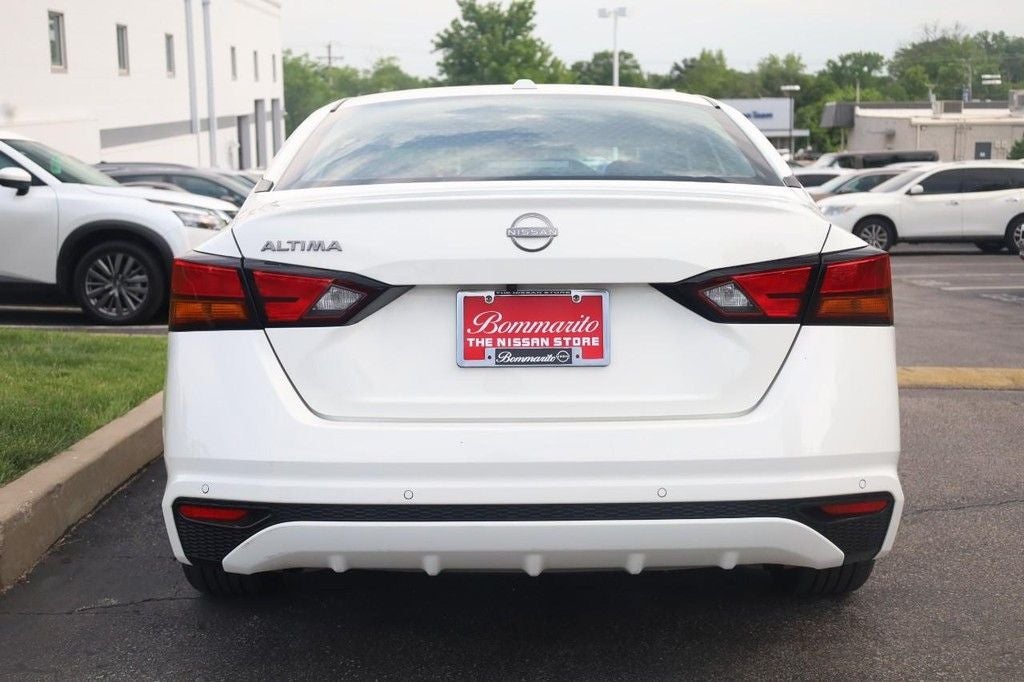 2025 Nissan Altima SV