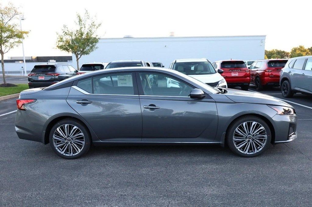 2026 Nissan Altima SV