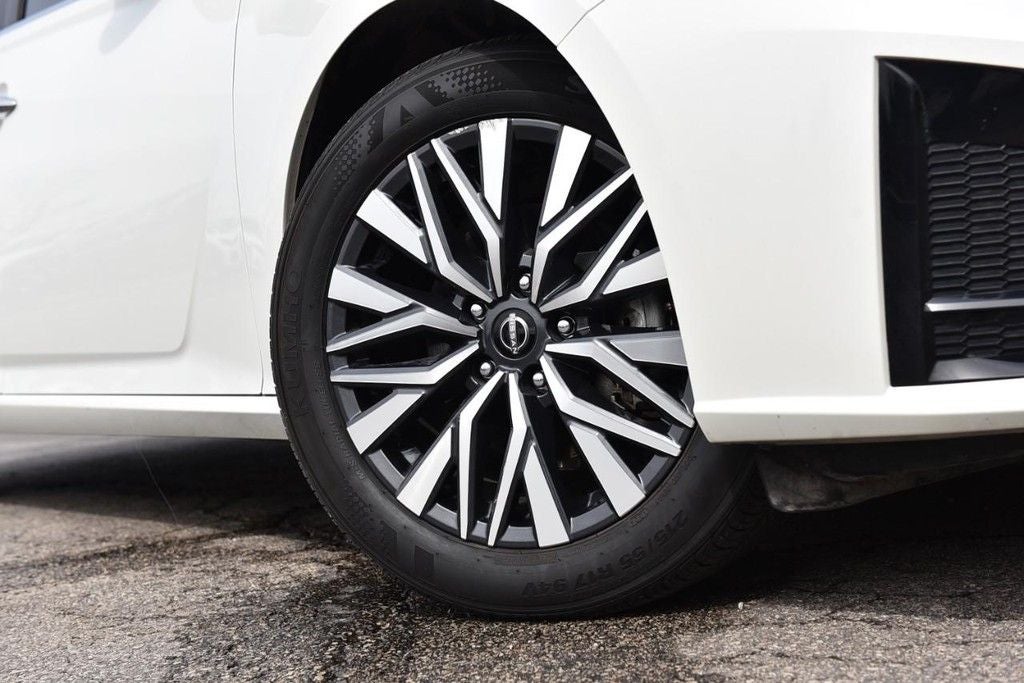 2024 Nissan Altima SV