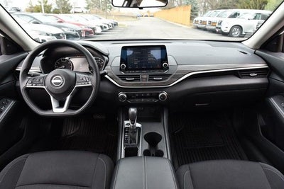 2025 Nissan Altima SV