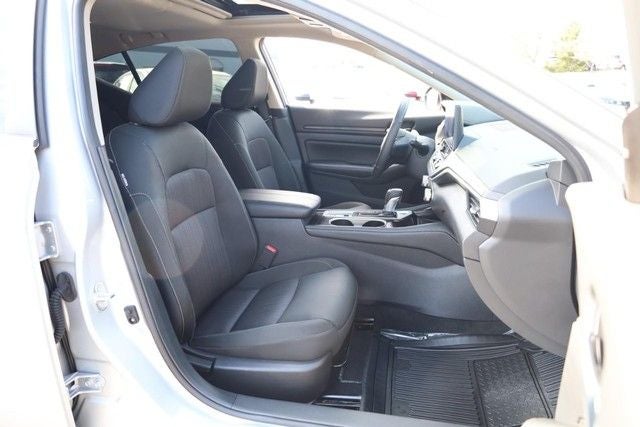 2024 Nissan Altima SV