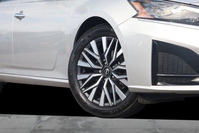 2024 Nissan Altima SV