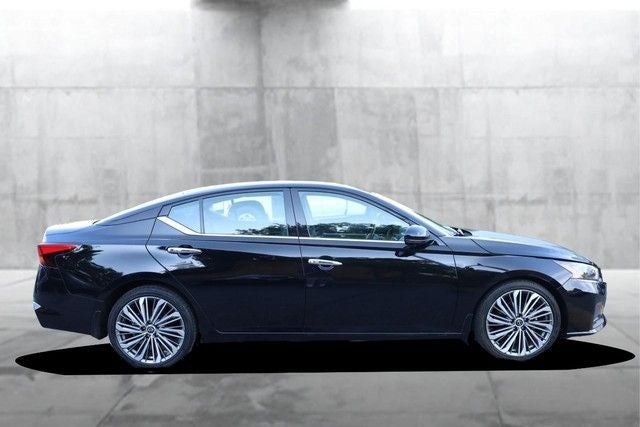2025 Nissan Altima SL