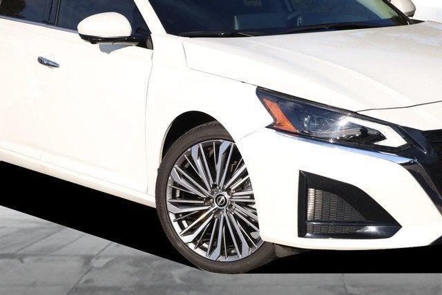 2025 Nissan Altima SL