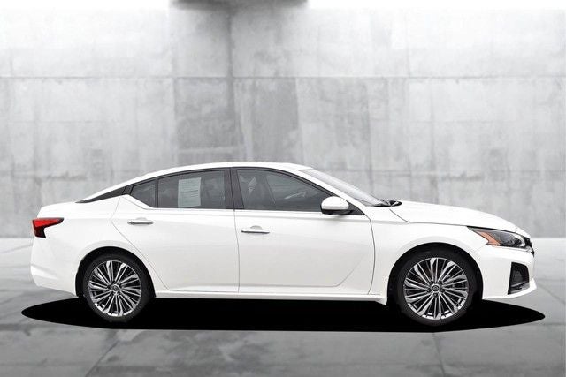 2025 Nissan Altima SL