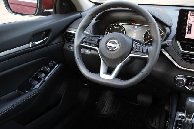 2025 Nissan Altima SL