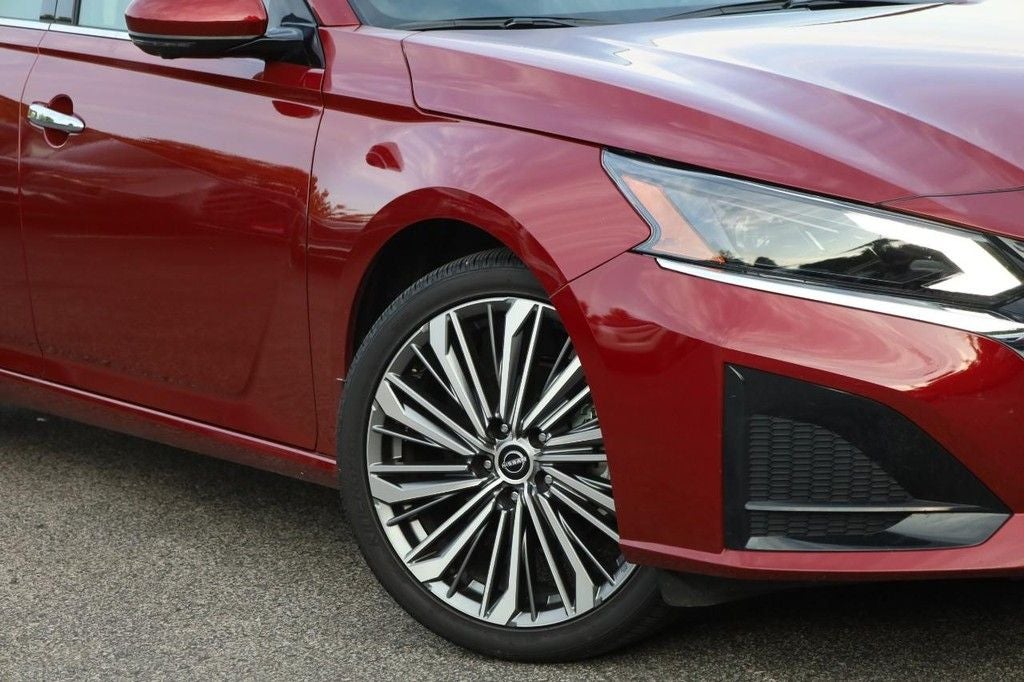 2025 Nissan Altima SL