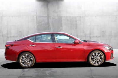 2025 Nissan Altima SL