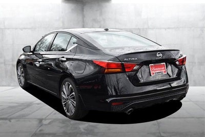 2025 Nissan Altima SL