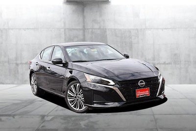 2025 Nissan Altima SL
