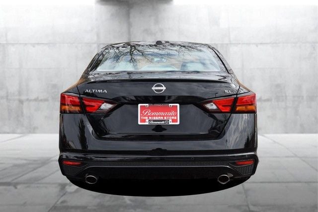 2025 Nissan Altima SL
