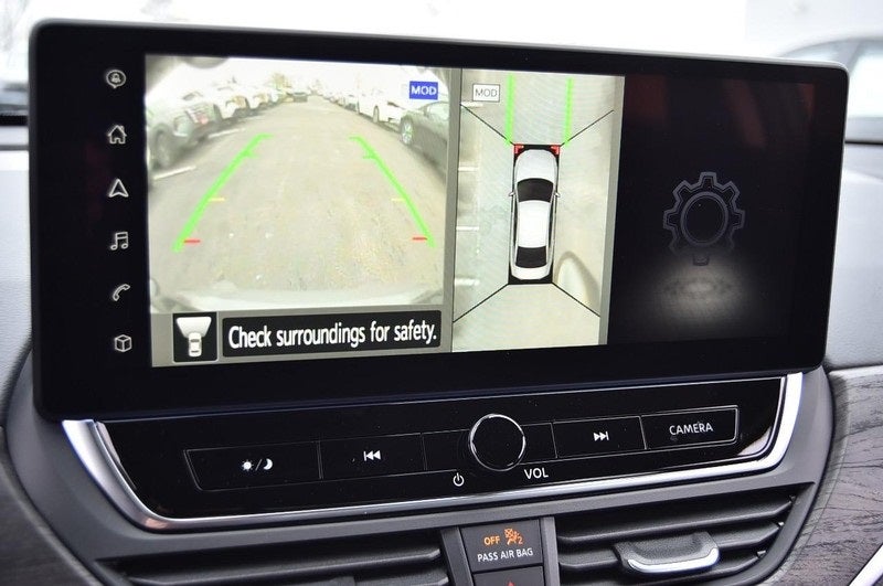 2025 Nissan Altima SL