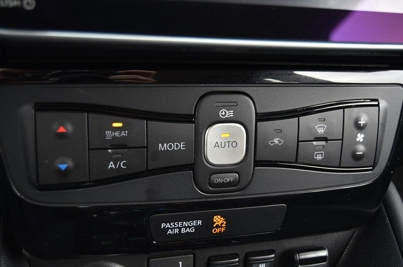 2024 Nissan Leaf SV Plus