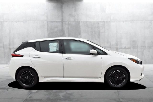 2024 Nissan Leaf SV Plus