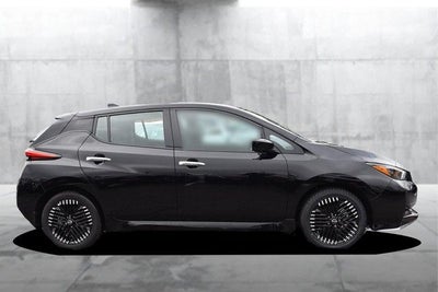 2024 Nissan Leaf SV Plus