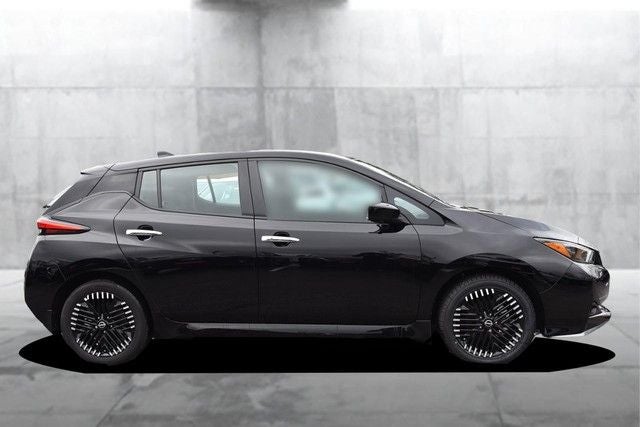 2024 Nissan Leaf SV Plus