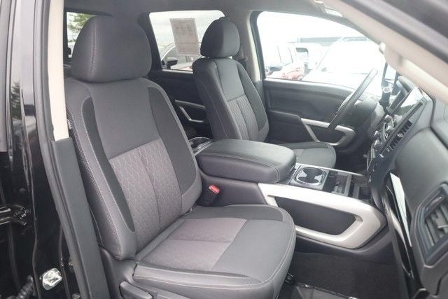 2024 Nissan Titan SV 4WD Convenience/ Utility/ Tow Packages