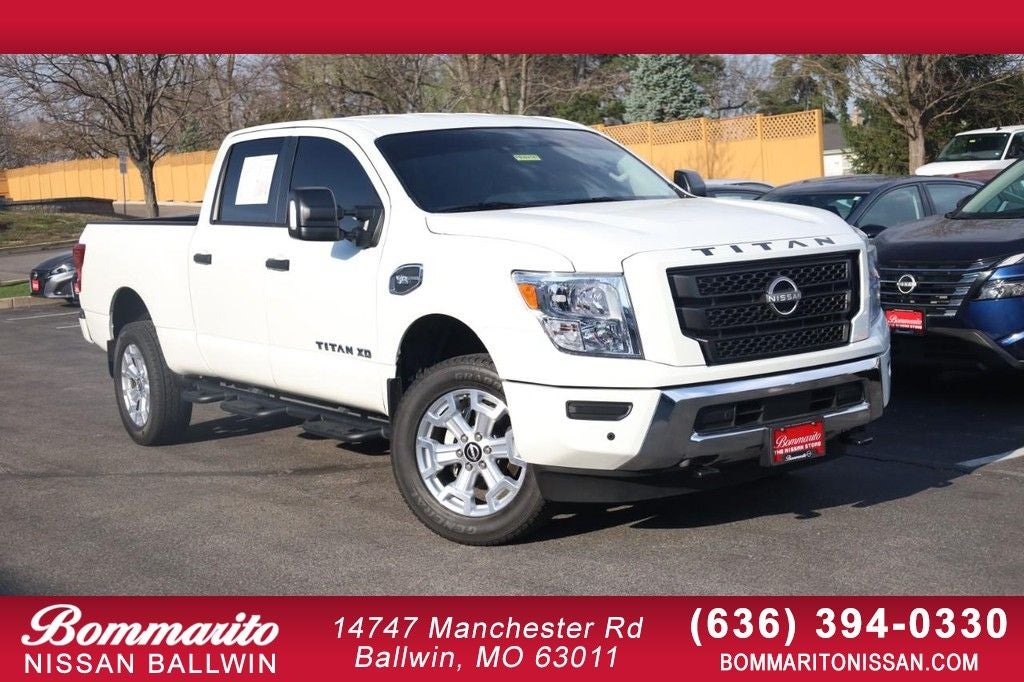2024 Nissan Titan XD SV 4WD Utility & Convenience Packages