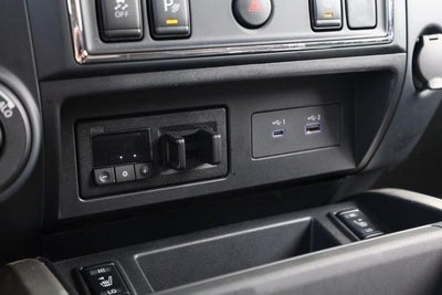 2024 Nissan Titan XD SV 4WD Utility & Convenience Packages
