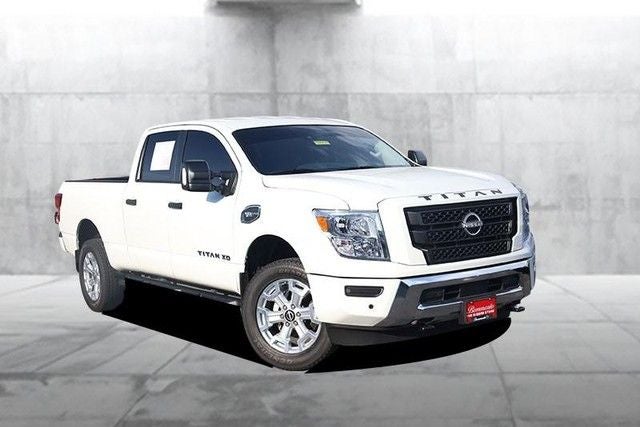 2024 Nissan Titan XD SV 4WD Utility & Convenience Packages