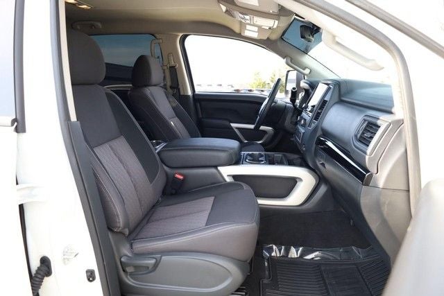 2024 Nissan Titan XD SV 4WD Utility & Convenience Packages