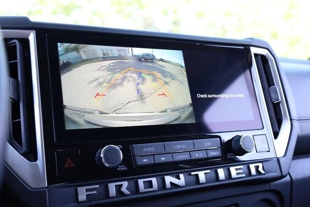 2025 Nissan Frontier Crew Cab SV