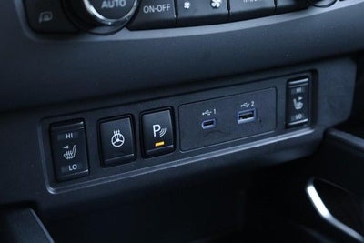 2025 Nissan Frontier Crew Cab SV