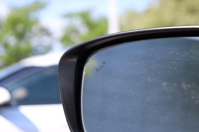 2025 Nissan Frontier Crew Cab SV