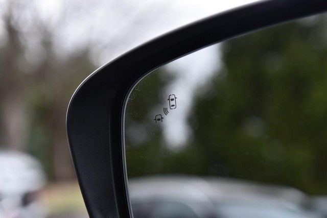 2025 Nissan Frontier Crew Cab SV