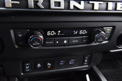 2025 Nissan Frontier Crew Cab SV