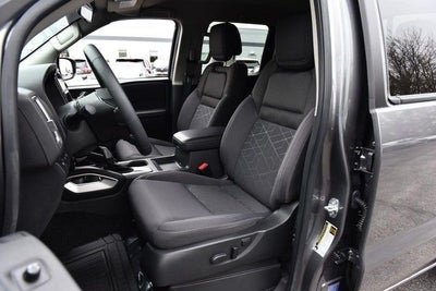 2025 Nissan Frontier Crew Cab SV