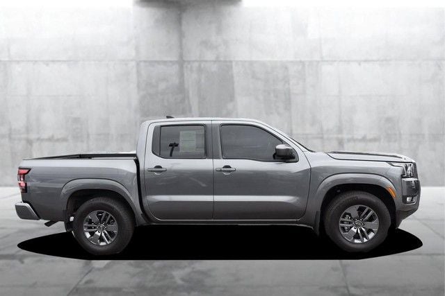 2025 Nissan Frontier Crew Cab SV