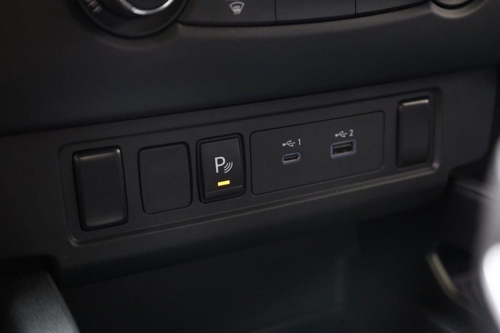 2022 Nissan Frontier Crew Cab S