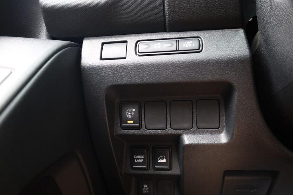 2022 Nissan Frontier Crew Cab S
