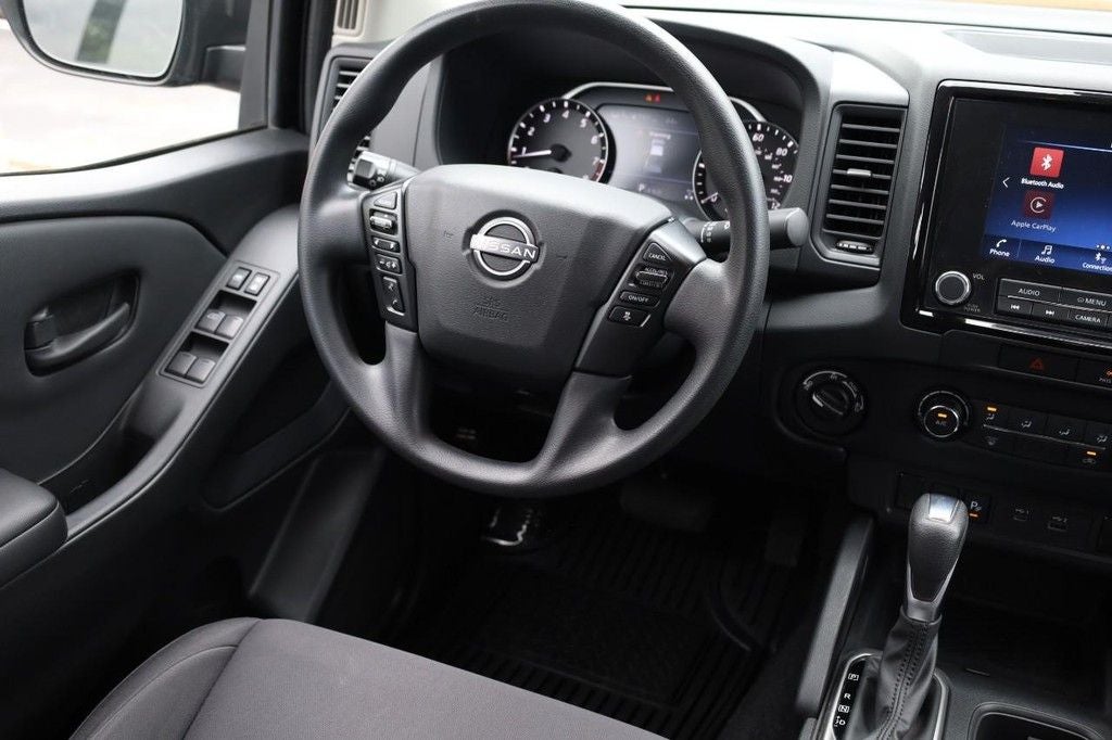 2022 Nissan Frontier Crew Cab S