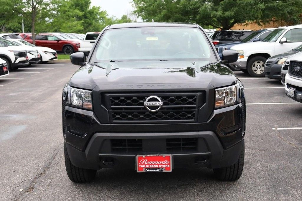 2022 Nissan Frontier Crew Cab S
