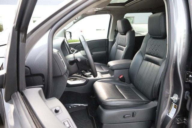 2022 Nissan Frontier SV 4WD Premium/ Tech/ Conv Pkgs [MotorTrend Certified