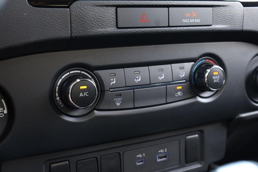 2022 Nissan Frontier Crew Cab SV