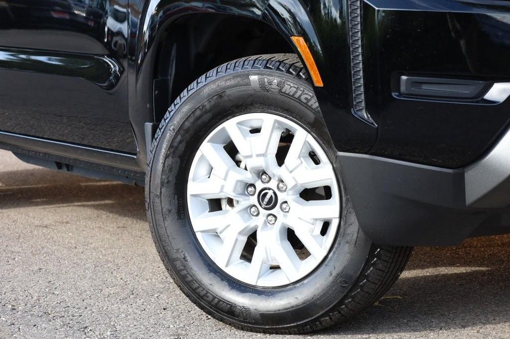 2022 Nissan Frontier Crew Cab SV