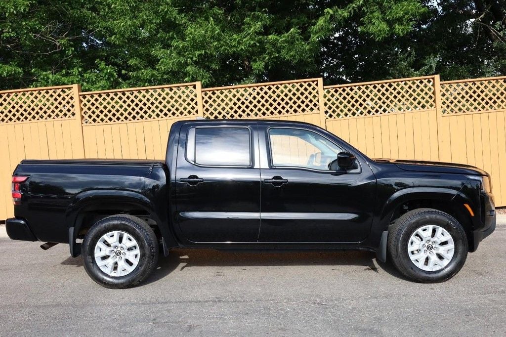 2022 Nissan Frontier Crew Cab SV