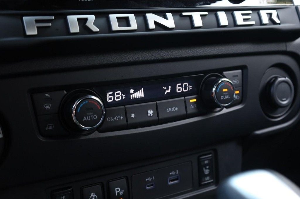 2026 Nissan Frontier Crew Cab SV