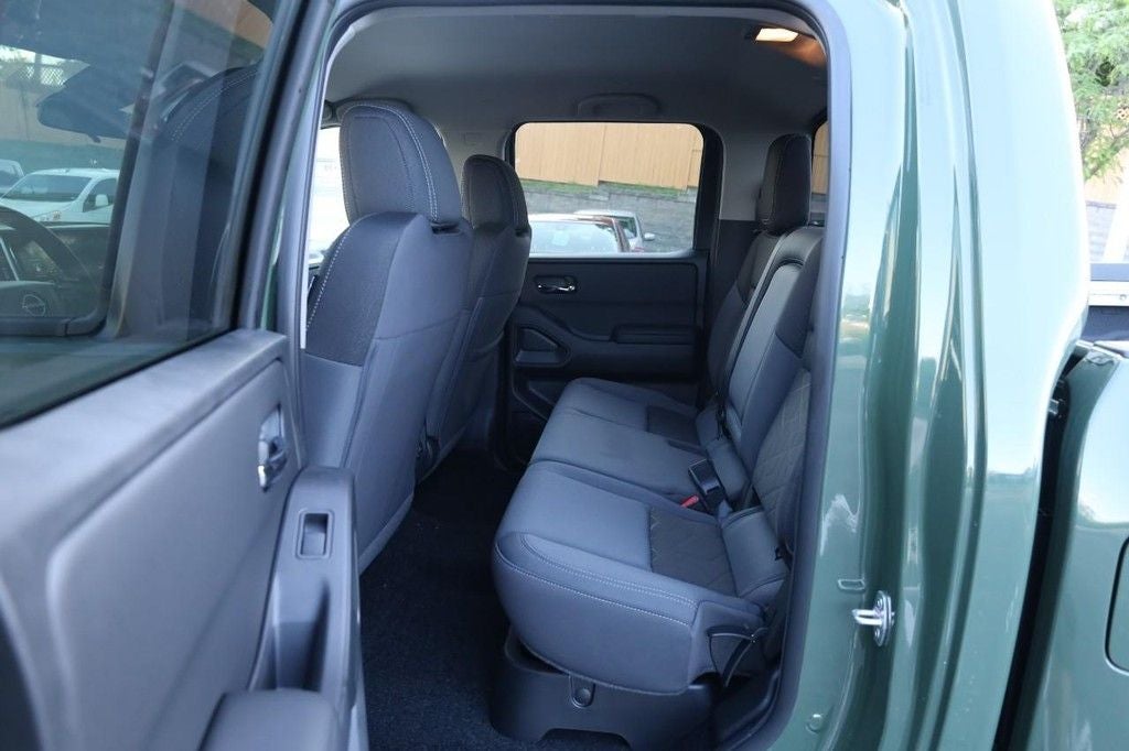 2026 Nissan Frontier Crew Cab SV