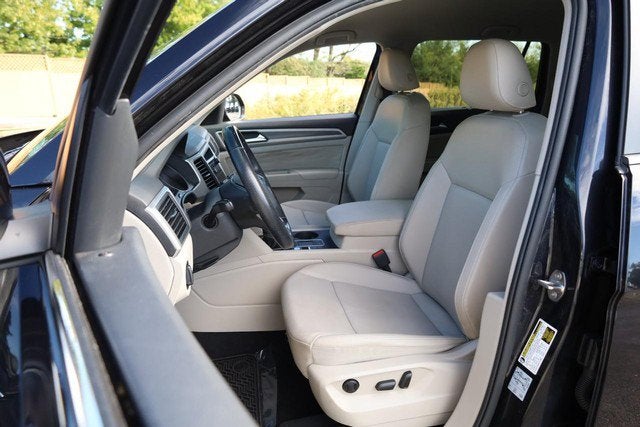 2021 Volkswagen Atlas 3.6L V6 SE w/Technology R-Line