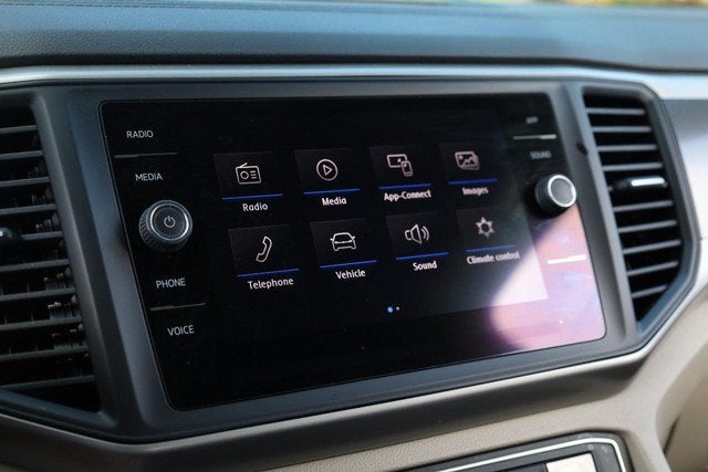 2021 Volkswagen Atlas 3.6L V6 SE w/Technology R-Line
