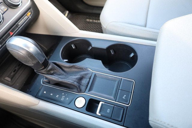 2021 Volkswagen Atlas 3.6L V6 SE w/Technology R-Line